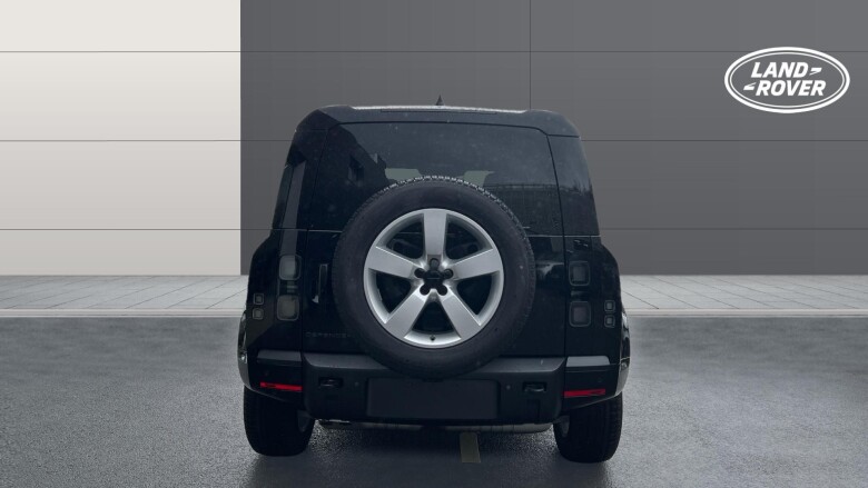 Land Rover Defender 3.0 D250 X-Dynamic SE 110 5dr Auto Diesel Estate